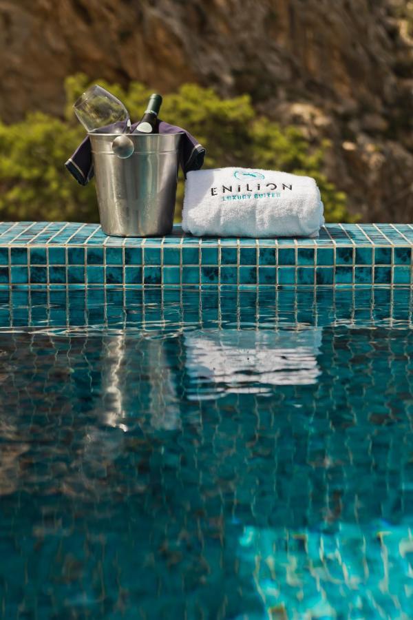 Enilion Luxury Suites Kyra Panagia Екстериор снимка