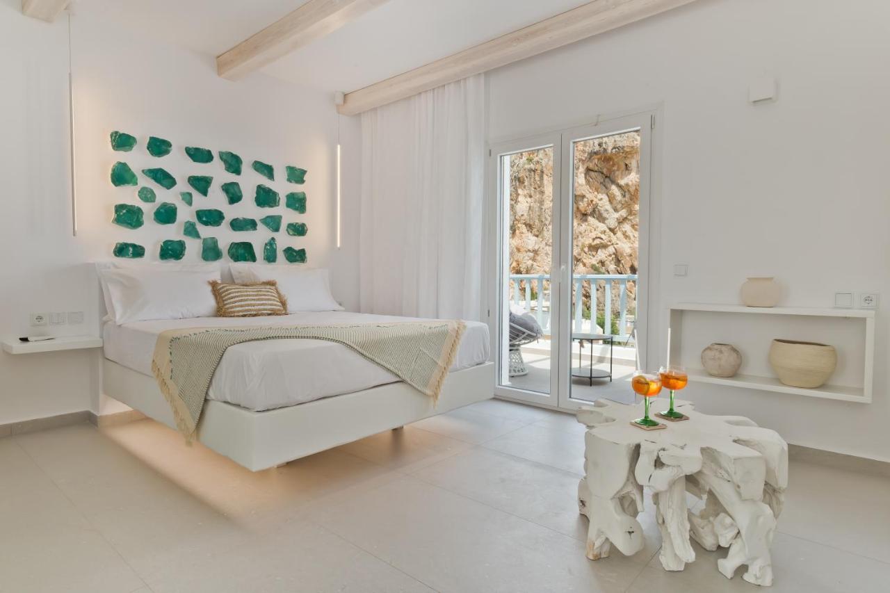 Enilion Luxury Suites Kyra Panagia Екстериор снимка
