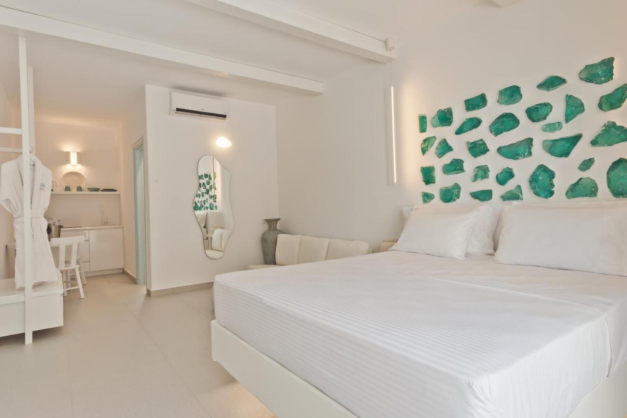 Enilion Luxury Suites Kyra Panagia Екстериор снимка