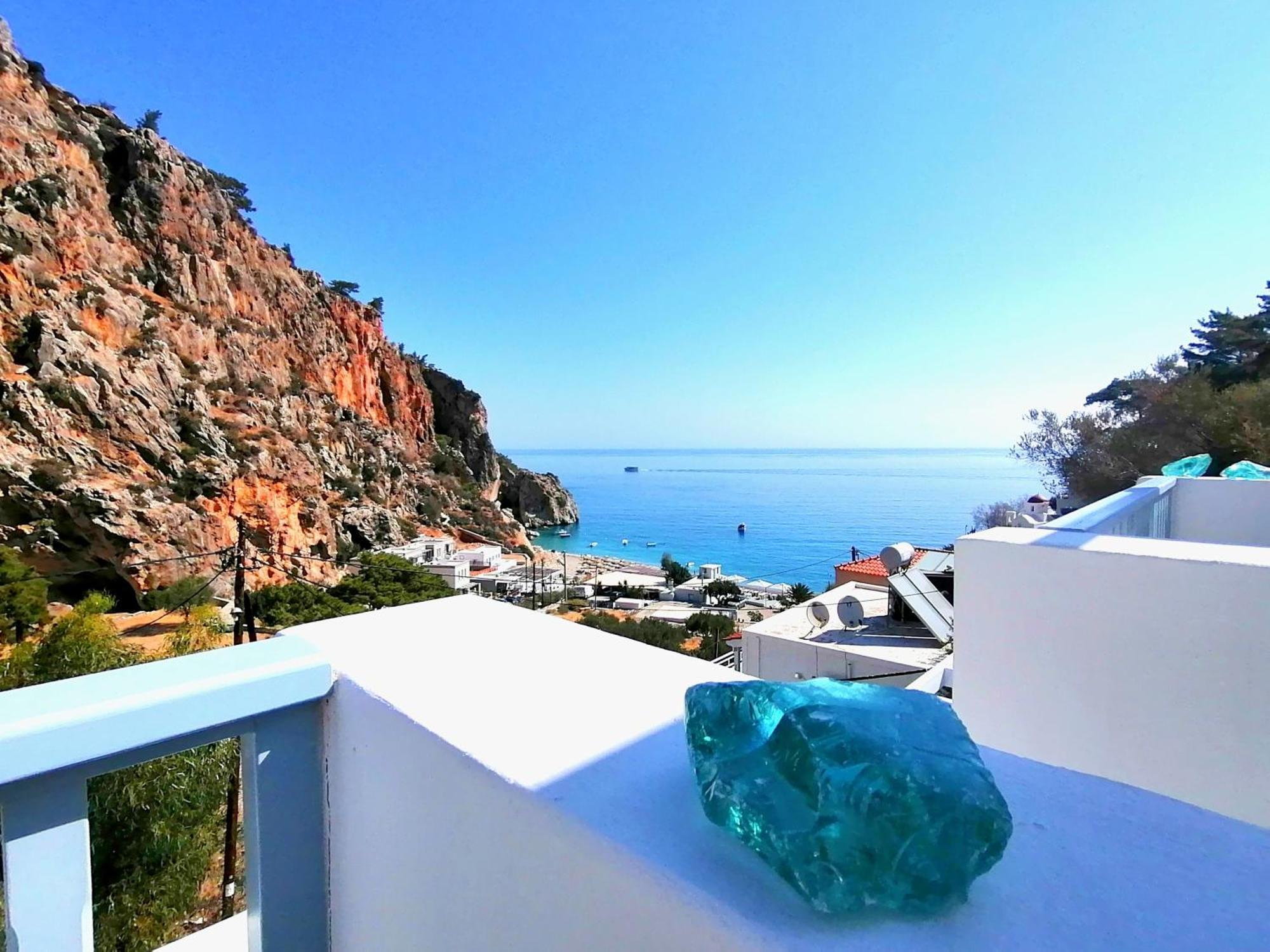 Enilion Luxury Suites Kyra Panagia Екстериор снимка