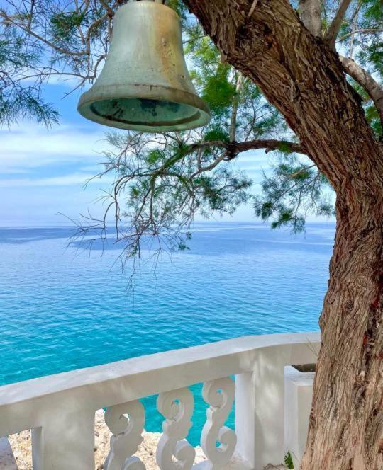 Enilion Luxury Suites Kyra Panagia Екстериор снимка